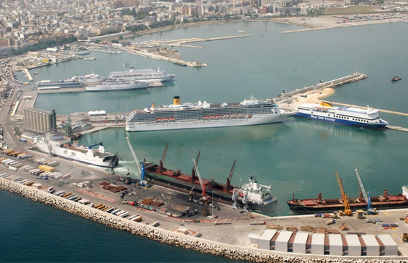 Yıldırım, İtalya’daki Taranto Limanı’nı istiyor