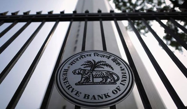 Hindistan Merkez Bankası art arda 2. kez faiz artırdı