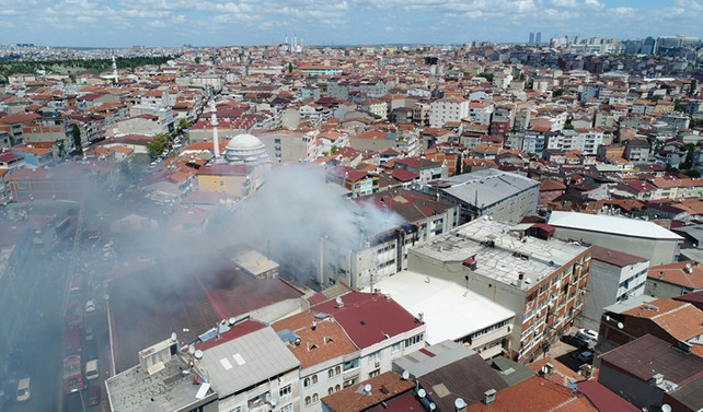 Okmeydanı'nda tekstil atölyesinde yangın