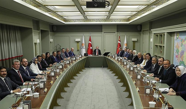 AK Parti'de yeni MYK açıklandı