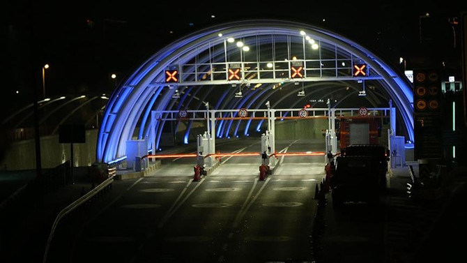 Kapatılan Avrasya Tüneli trafiğe açıldı