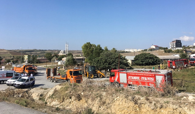 İstanbul'da fabrikada patlama, mahalle sakinleri tahliye edildi