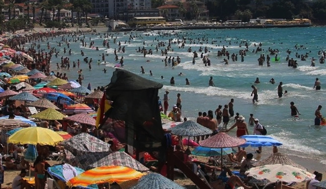 Kuşadası'nın nüfusu 1,5 milyona çıktı