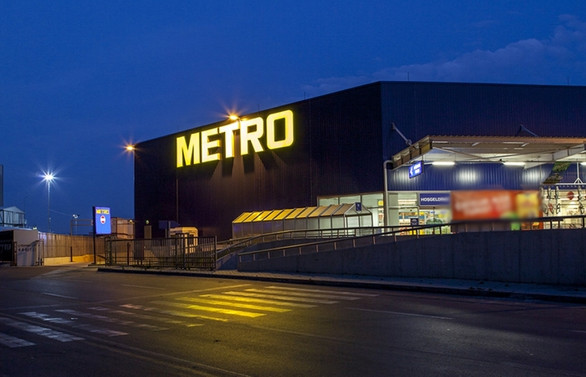 Alman devi, Metro'daki hisselerini satıyor
