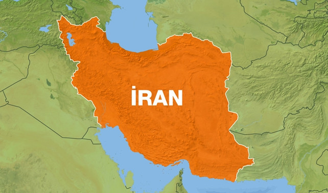 İran'dan sert mesaj: Amerikan donanmasının Körfez'de işi yok