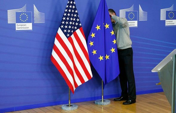 Juncker: Avrupa Birliği aynı şekilde karşılık verir