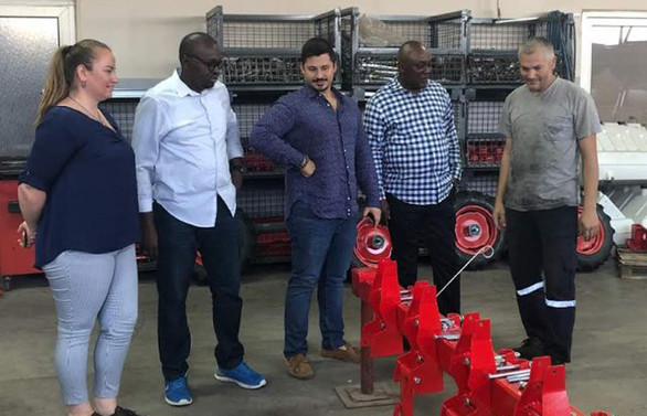 İzmirli Minos, Afrika’da fabrika kurmak istiyor