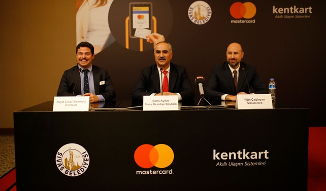 Sivas toplu taşımada temassız sisteme geçti