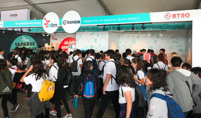 Türkiye'nin ilk uzay ve havacılık temalı girişimi TEKNOFEST'te tanıtıldı