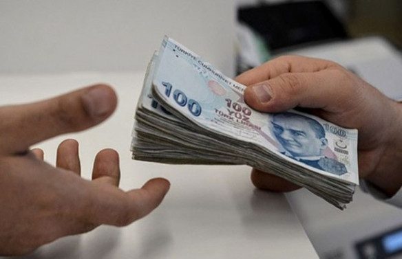 Bankaların kredi hacmi arttı, tüketici kredileri azaldı