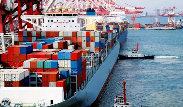 ABD'nin ticaret açığı 3 yılın en hızlı artışını kaydetti