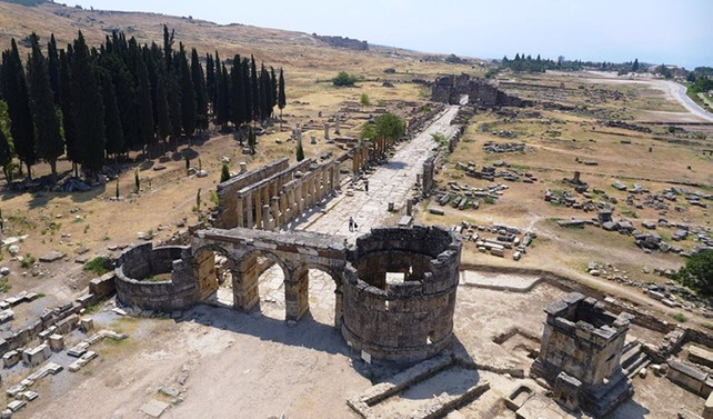 Pamukkale'ye giriş ücreti artırıldı