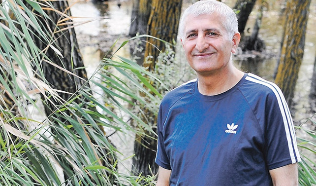 Ağacı, suyu kendimi seviyorum