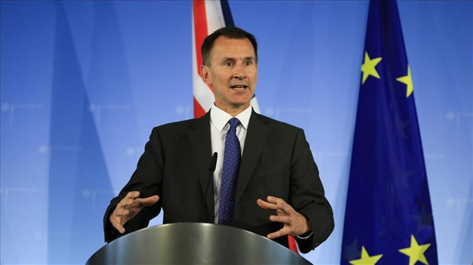 İngiliz bakandan 'Brexit felce uğrar' uyarısı