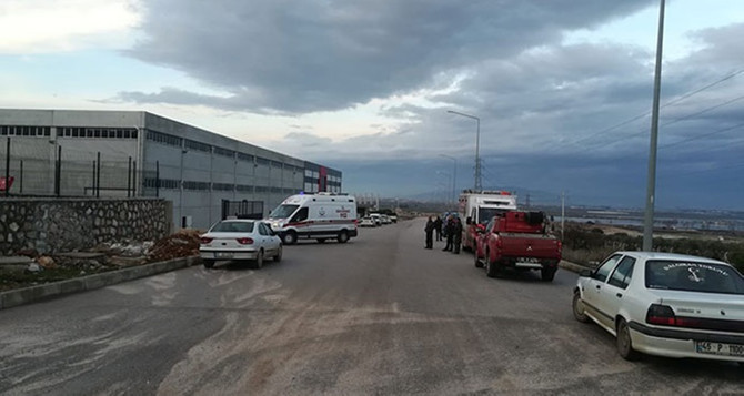 İzmir'de fabrikada patlama: 2 ölü, 2 yaralı