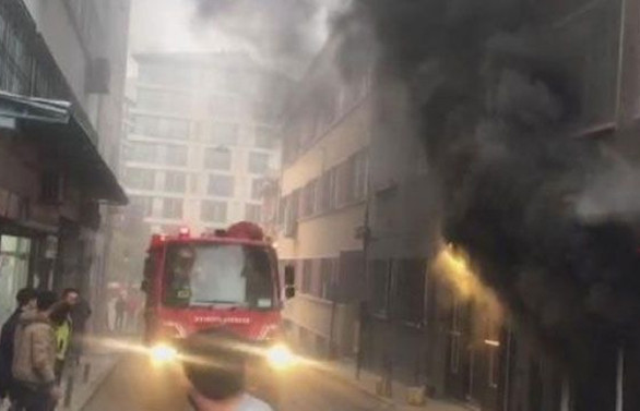 Beyoğlu'nda otelde yangın