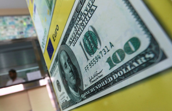 Dolar/TL 5.35'in altında, borsa yatay