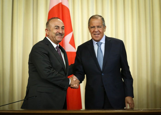 Çavuşoğlu, Rus mevkidaşı Lavrov ile telefonda görüştü