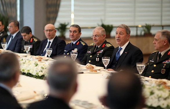Bakan Akar'dan astsubaylara 'müjde'