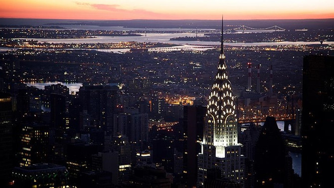 New York'un en ünlü gökdelenlerinden Chrysler binası satışa çıkarıldı