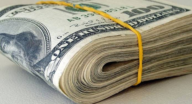 Dolar yeniden 5,90'ın altına indi