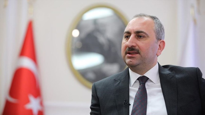Adalet Bakanı Gül'den Halkbank açıklaması