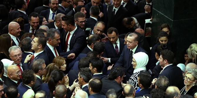 Zafer Bayramı ve Cumhuriyet Bayramı resepsiyonları kaldırıldı