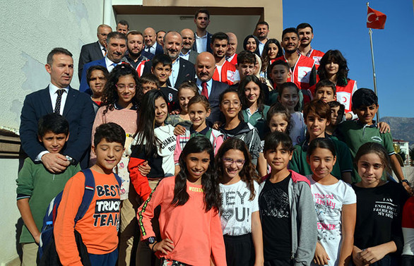 1010 Kaşif Projesi gençlere kodlama öğretiyor