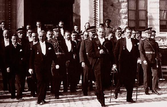 Türkiye Cumhuriyeti 96 yaşında