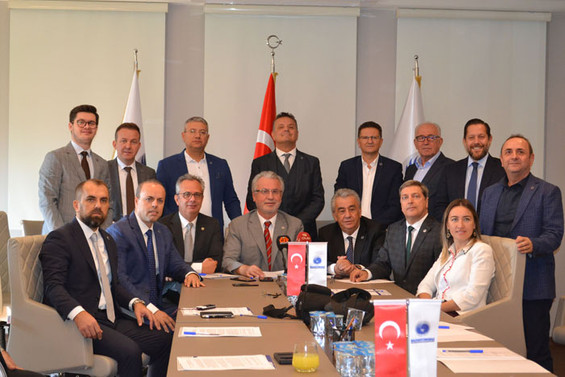 BALKANTÜRKSİAD, 500 milyar dolarlık Balkan pazarına odaklandı