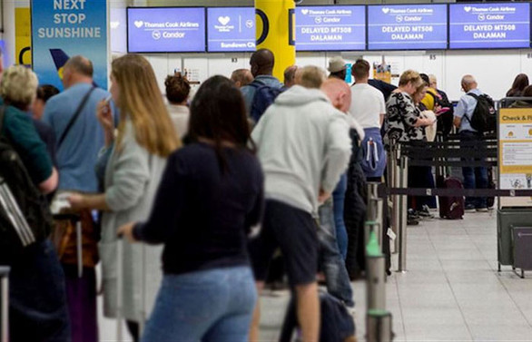 Thomas Cook'un şubelerini rakibi satın alıyor