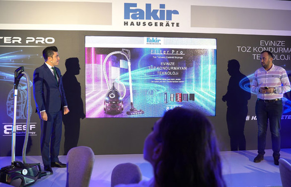 Fakir'den patentli bir ilk: Havayı da temizleyen süpürge