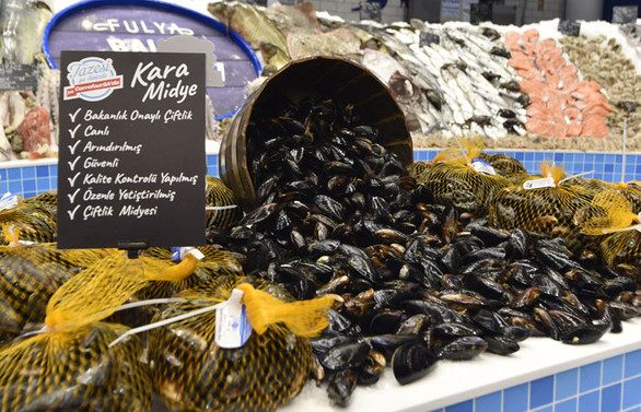 Balıkta büyüyen CarrefourSA, midye tava da satacak