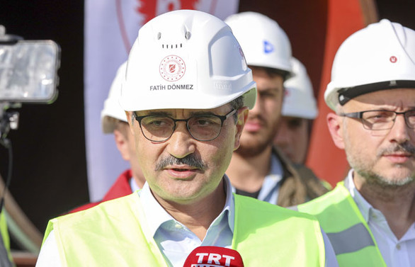 Bakan Dönmez: TürkAkım Projesi yıl sonuna kadar bitecek
