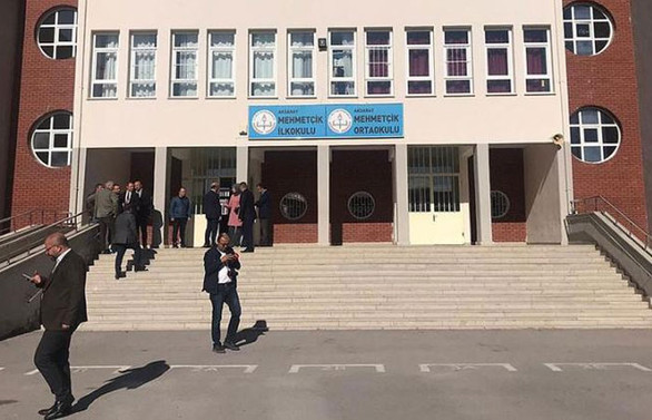 Otizmli öğrencilerin yuhalanması olayında müdür ve yardımcısı görevden alındı