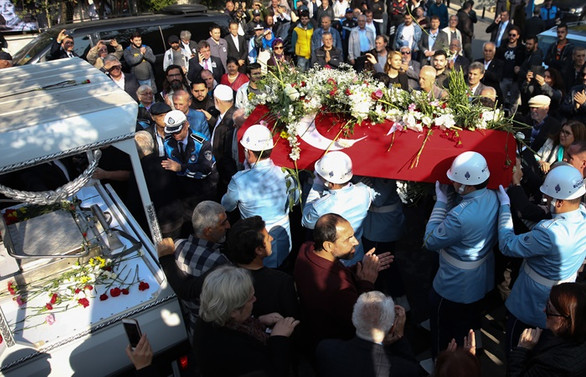 Yıldız Kenter son yolculuğuna uğurlandı