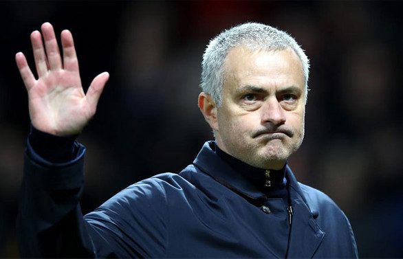 Jose Mourinho Tottenham Hotspur'un başına geçti
