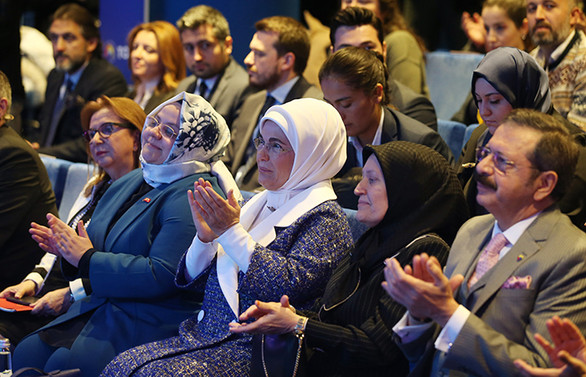 Emine Erdoğan: Kadın ruhunun daha etkin olacağı bir gelecek bizi bekliyor