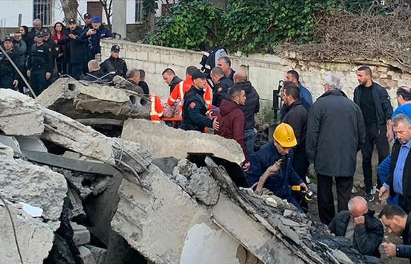 Arnavutluk'ta 6,4 büyüklüğünde deprem: 7 kişi öldü