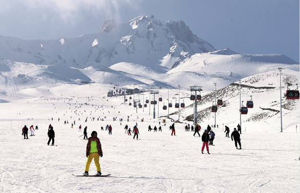 Erciyes, yabancı turistten 30 milyon dolarlık gelir bekliyor