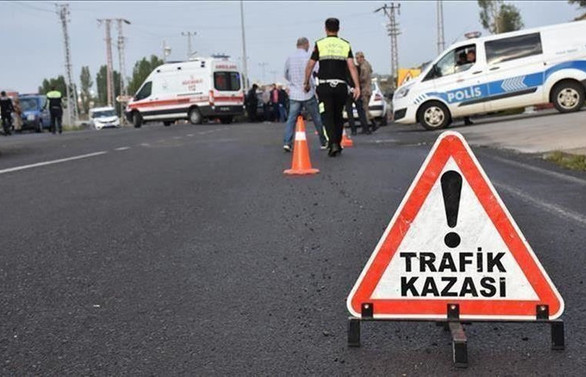 Taraftarları taşıyan minibüs kaza yaptı: 17 yaralı