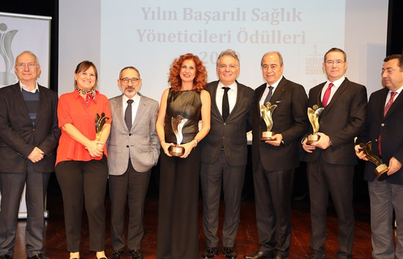 'Yılın En Başarılı Sağlık Yöneticisi' Sezai Sevgin oldu