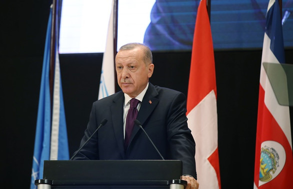 Erdoğan: Mülteci meselesi birkaç ülkenin çabasıyla önlenemez