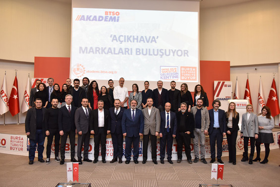 BTSO’da ‘Açıkhava Medya’ Semineri