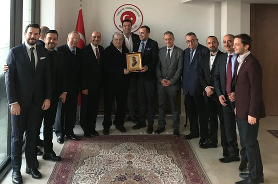 Genç iş insanları Beyrut’ta pazar aradı