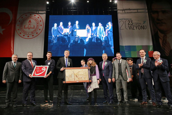 Özel öğrenciler Bursa’da ‘Sanata Engel Yok’ dedi
