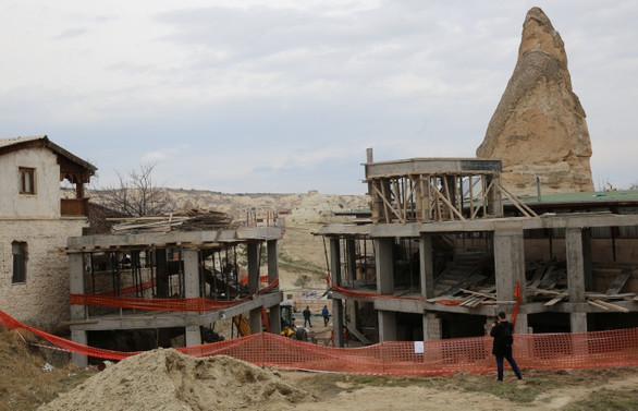 Göreme'deki otel inşaatının yıkımına başlandı