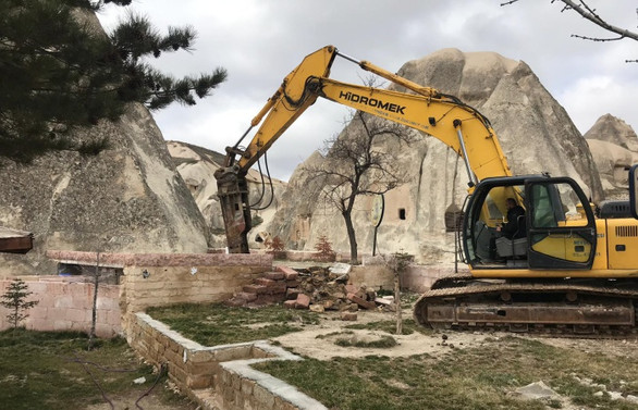 Peribacaları yakınındaki 15 yapı yıkılıyor