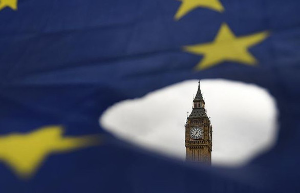 Brexit Partisine 100 bin kayıt