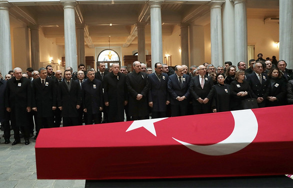 Tarihçi Prof. Dr. Kemal Karpat, son yolculuğuna uğurlanıyor